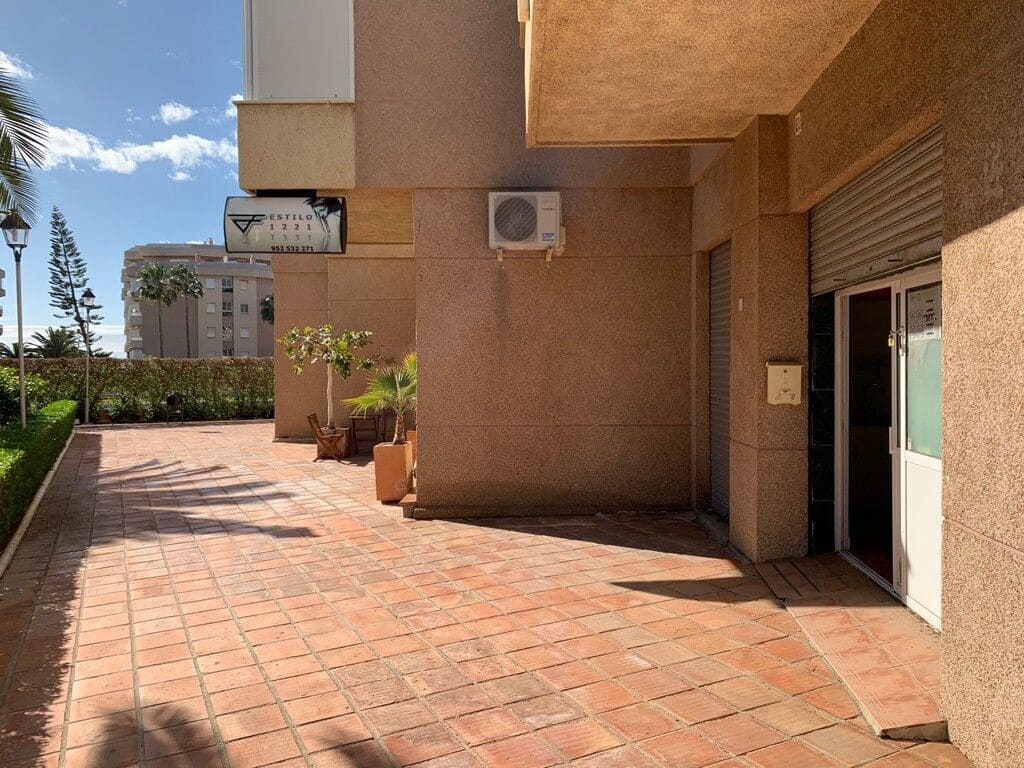 2 sovrum Kommersiell till salu i Torrox-Costa - 154 900 € (Ref: 10057947)