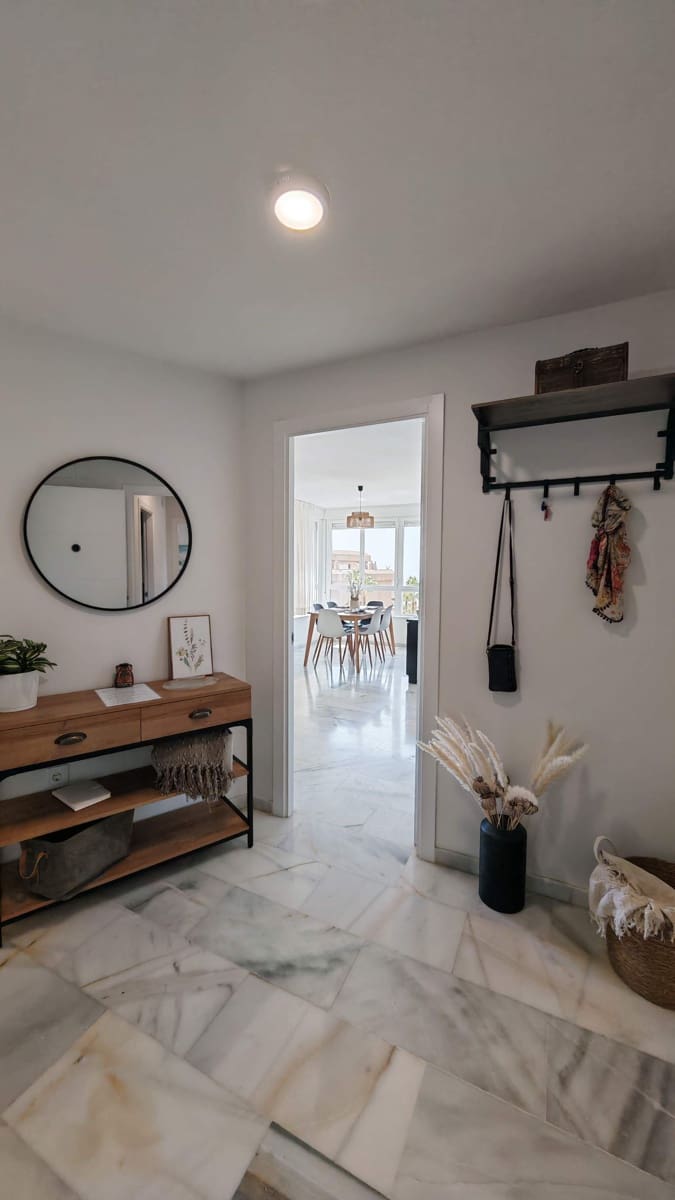 2 slaapkamer Appartement te huur in Torrox-Costa met zwembad - € 1.100 (Ref: 10080364)