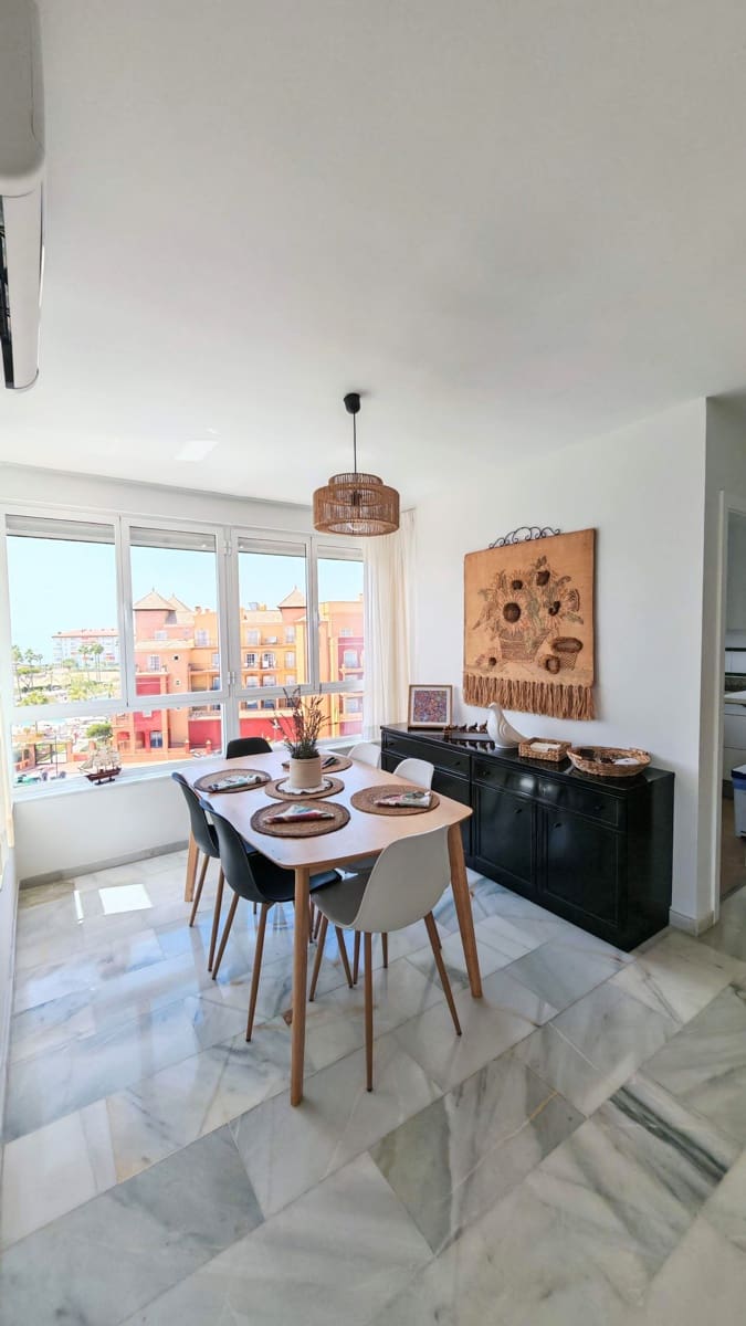 2 slaapkamer Appartement te huur in Torrox-Costa met zwembad - € 1.100 (Ref: 10080364)