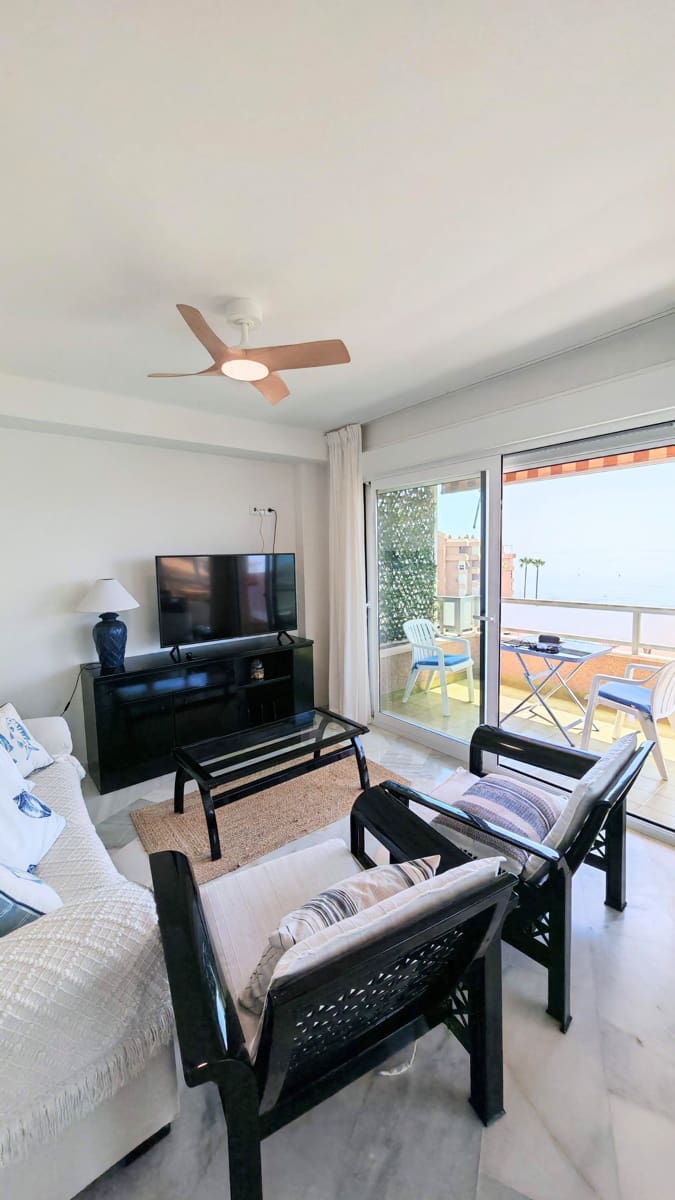 2 slaapkamer Appartement te huur in Torrox-Costa met zwembad - € 1.100 (Ref: 10080364)