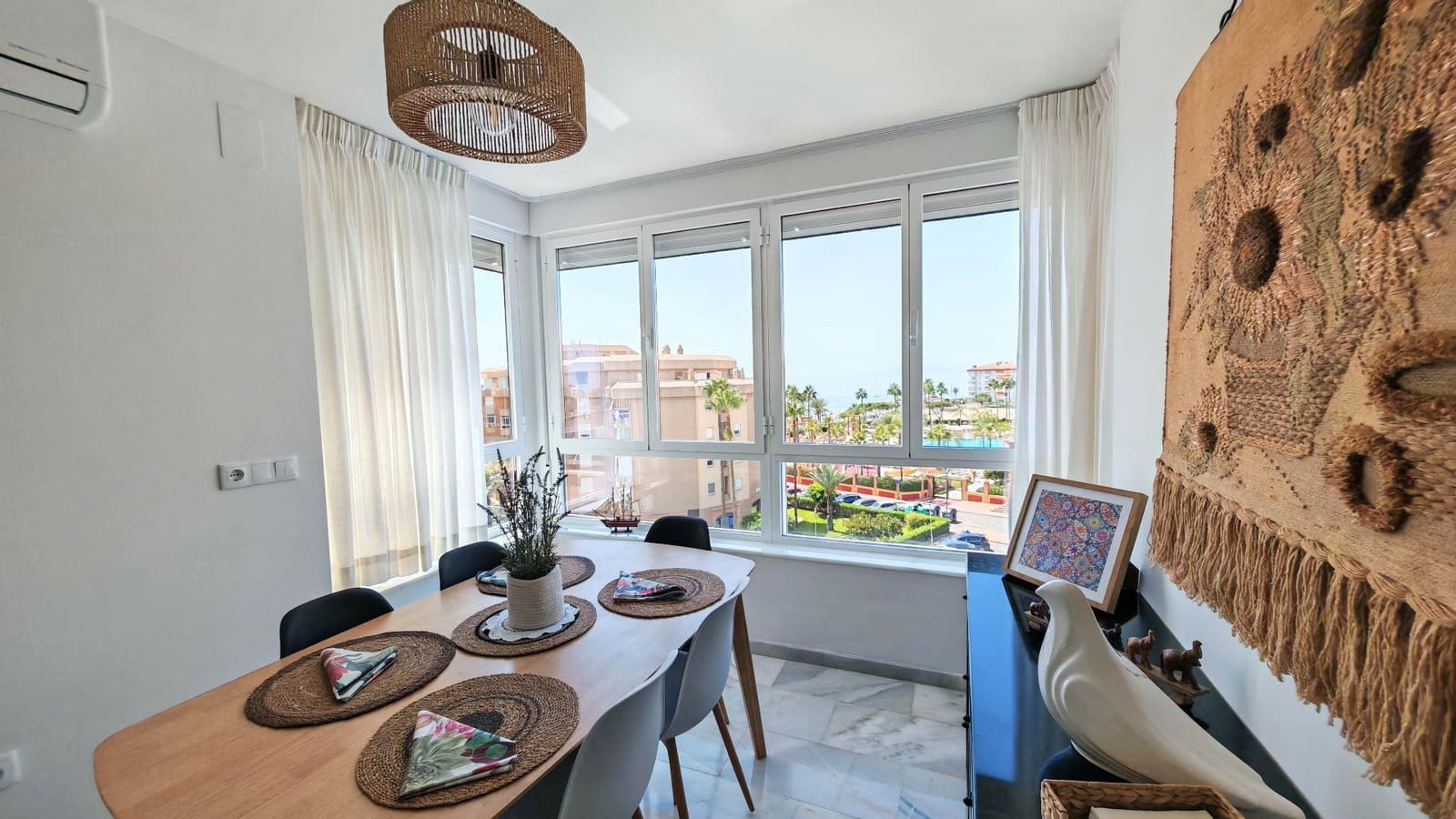 2 slaapkamer Appartement te huur in Torrox-Costa met zwembad - € 1.100 (Ref: 10080364)