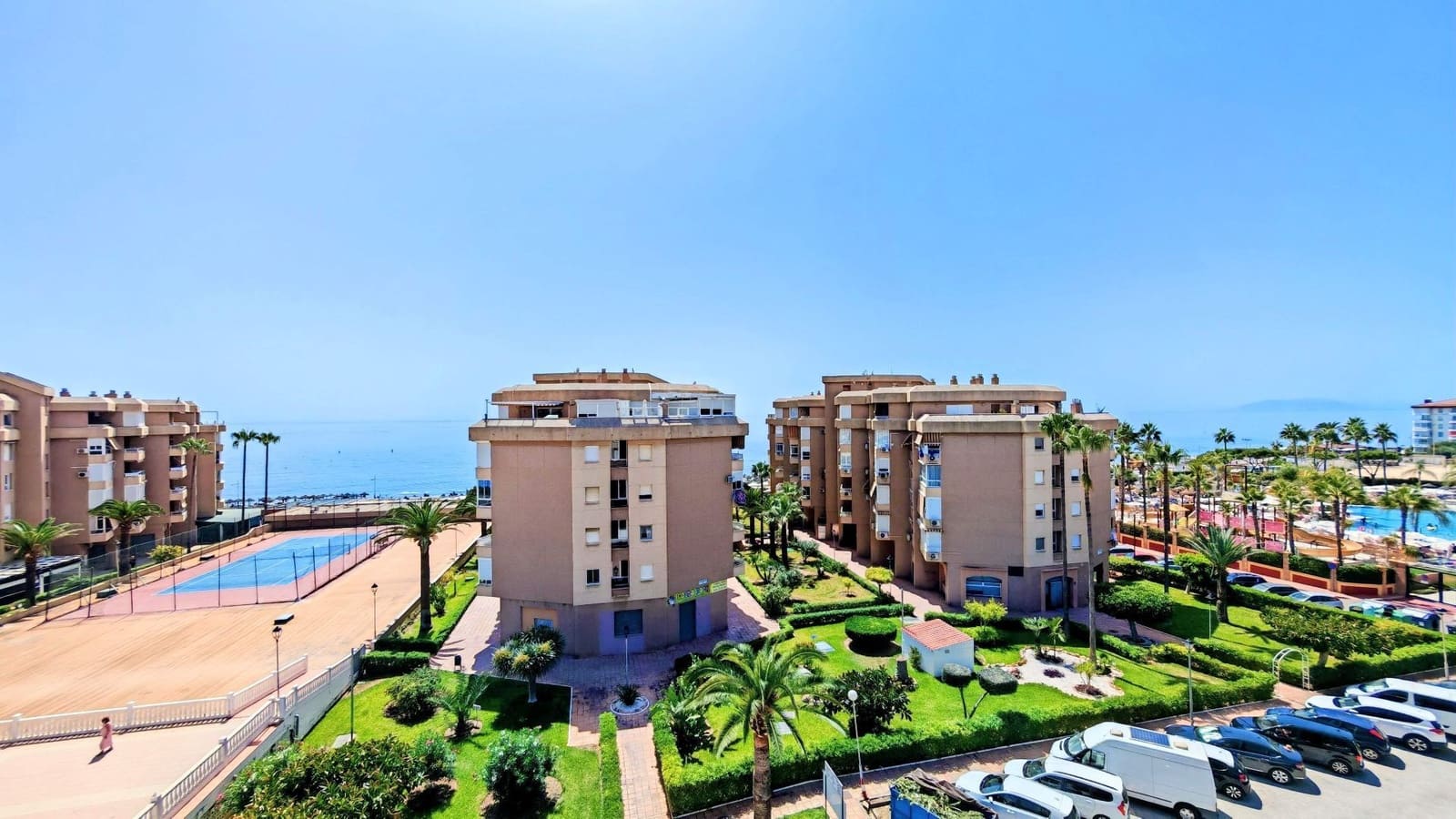 2 slaapkamer Appartement te huur in Torrox-Costa met zwembad - € 1.100 (Ref: 10080364)