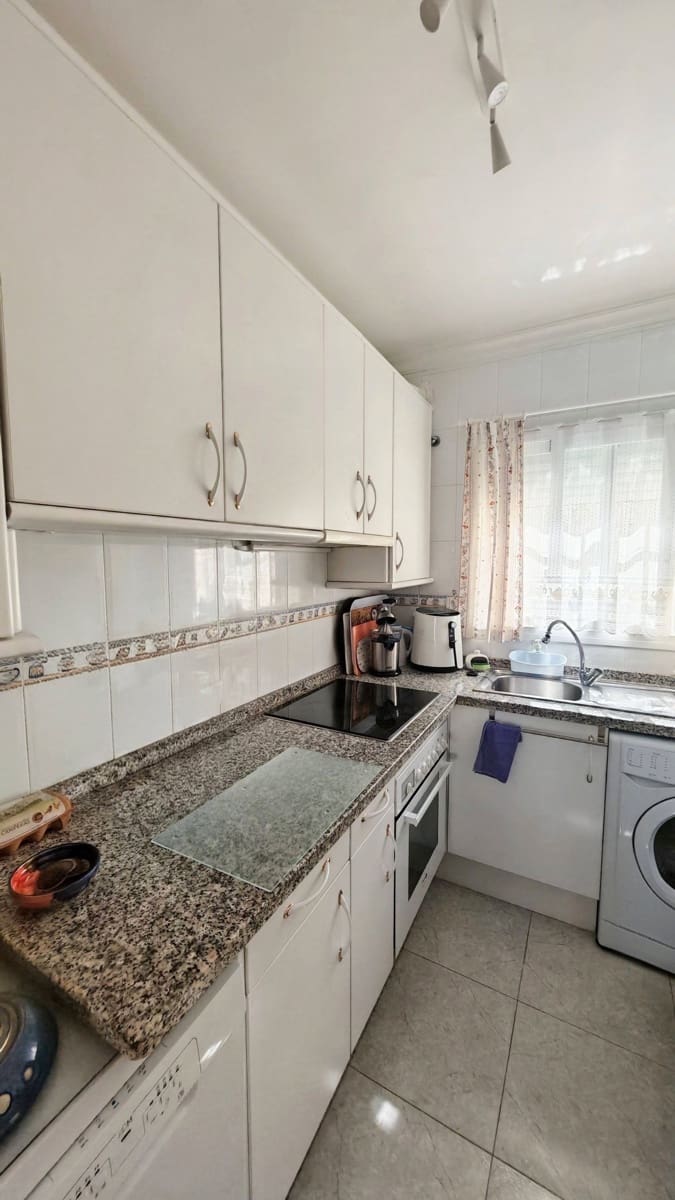 2 quarto Apartamento para venda em Torrox Park com piscina - 230 000 € (Ref: 10088817)
