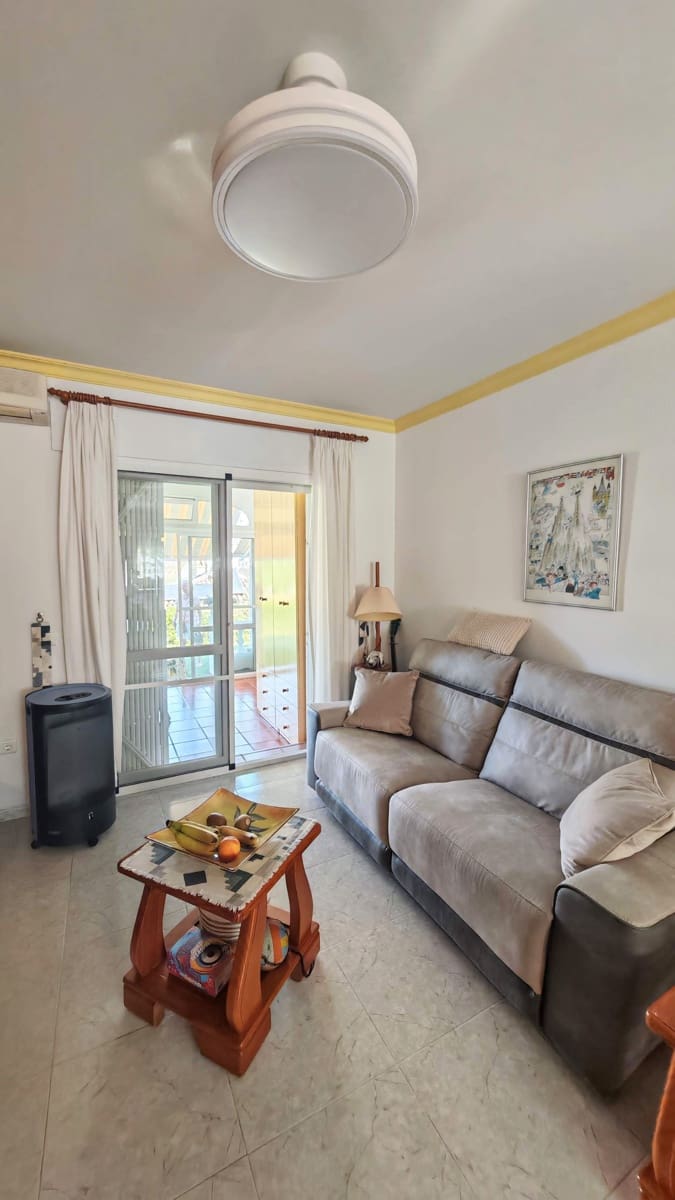 2 quarto Apartamento para venda em Torrox Park com piscina - 230 000 € (Ref: 10088817)
