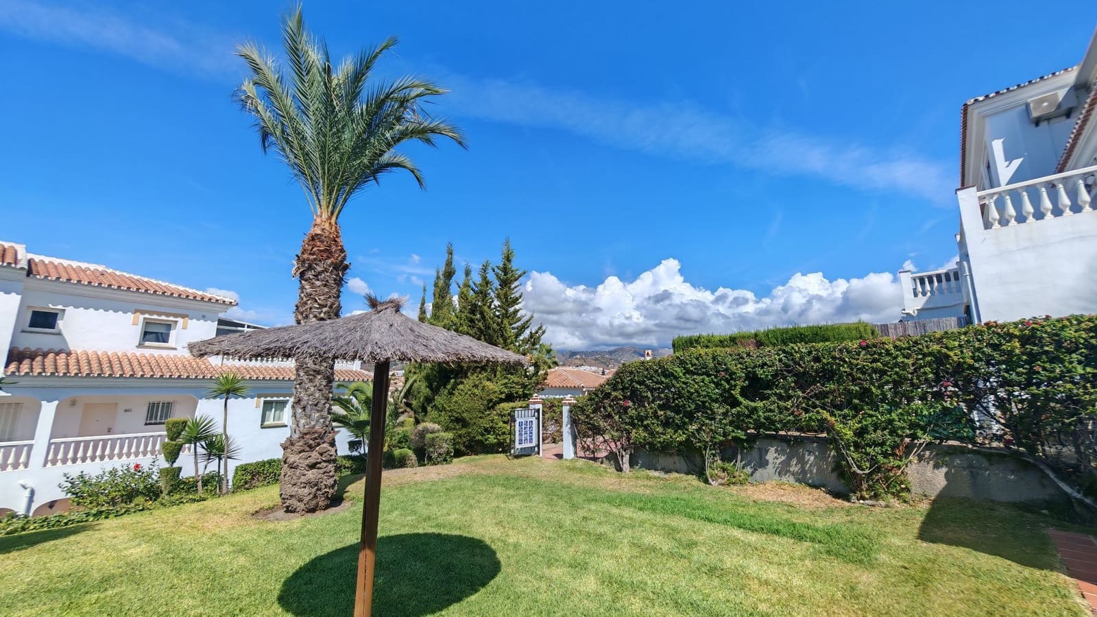 2 quarto Apartamento para venda em Torrox Park com piscina - 230 000 € (Ref: 10088817)