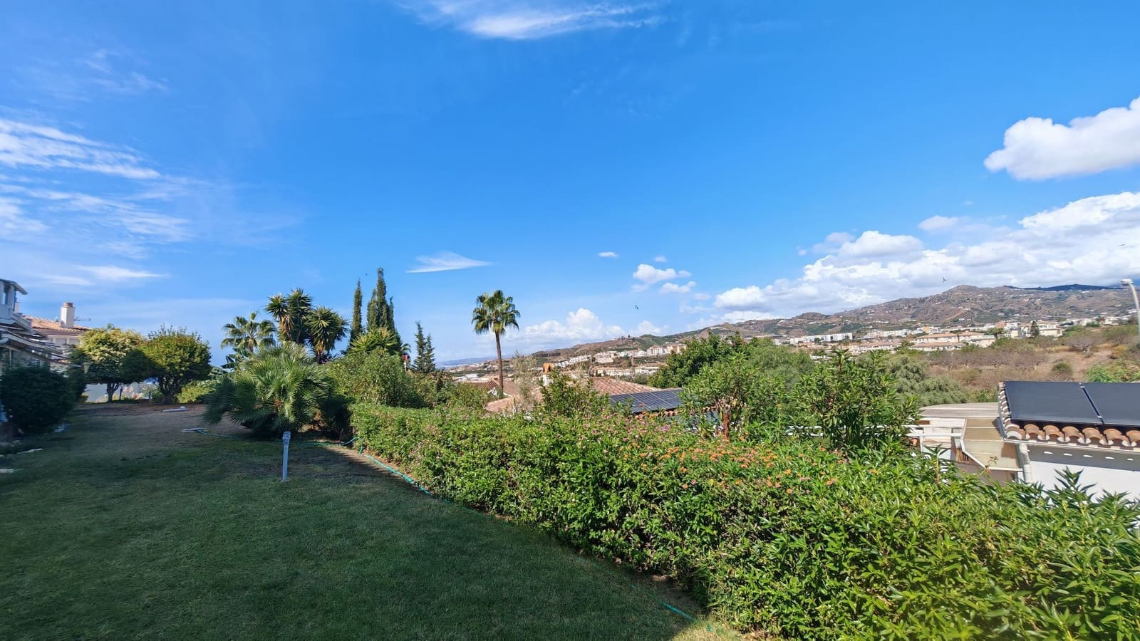 2 quarto Apartamento para venda em Torrox Park com piscina - 230 000 € (Ref: 10088817)
