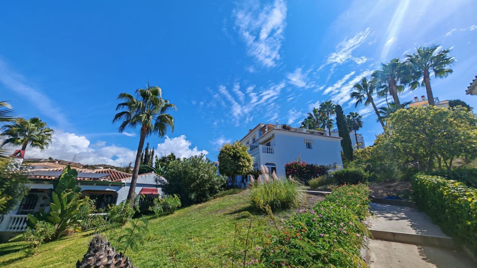 2 quarto Apartamento para venda em Torrox Park com piscina - 230 000 € (Ref: 10088817)