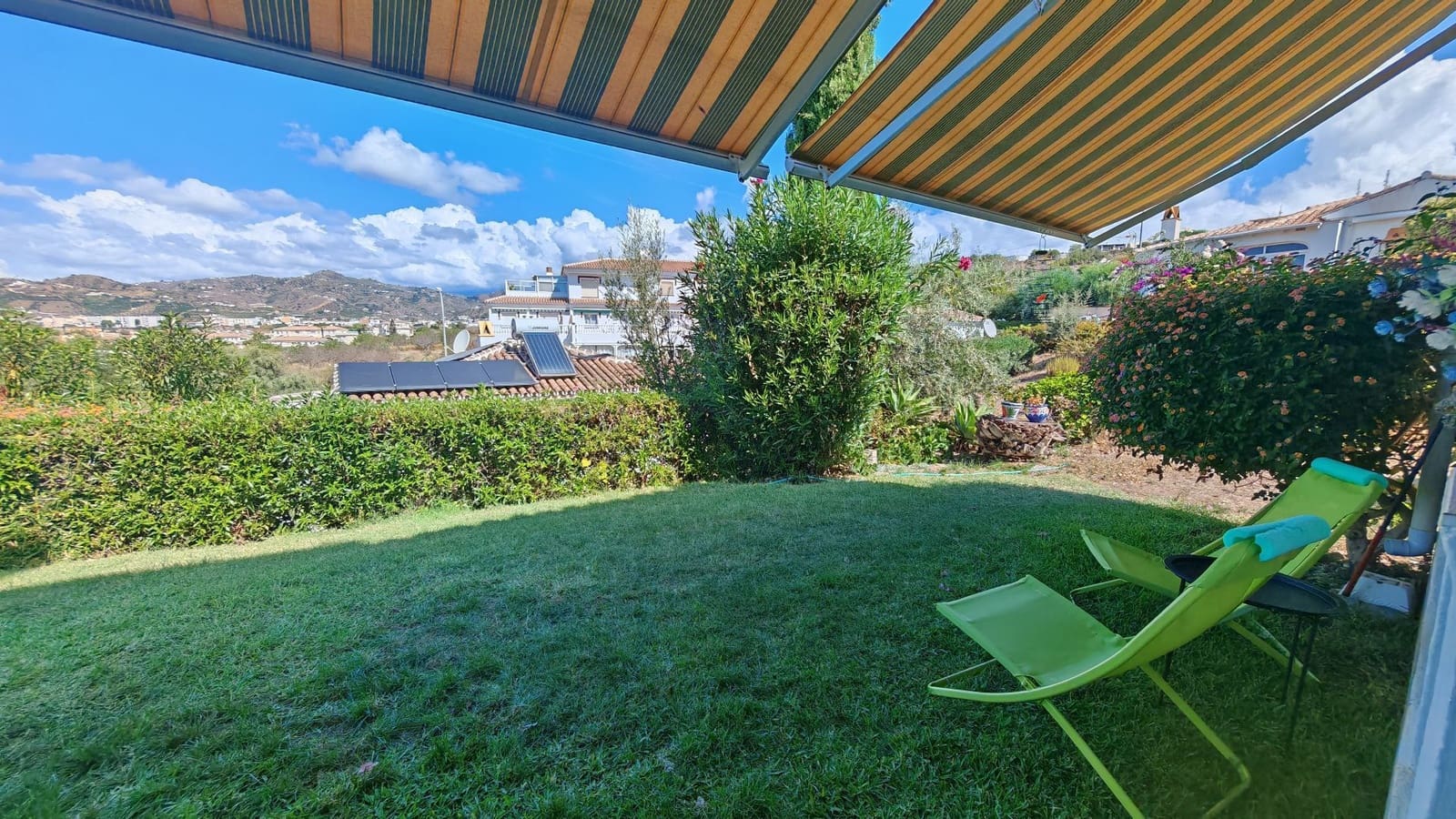 2 quarto Apartamento para venda em Torrox Park com piscina - 230 000 € (Ref: 10088817)