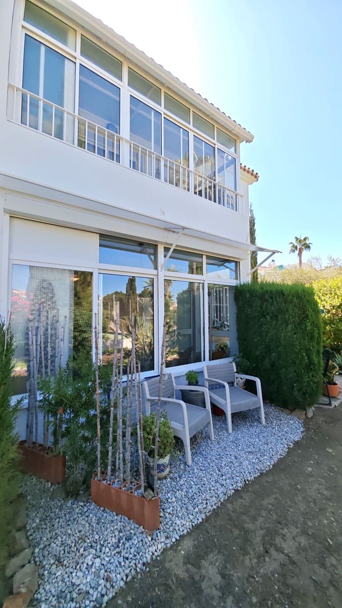 1 chambre Appartement à vendre à Torrox Park avec piscine - 249 000 € (Ref: 10094156)