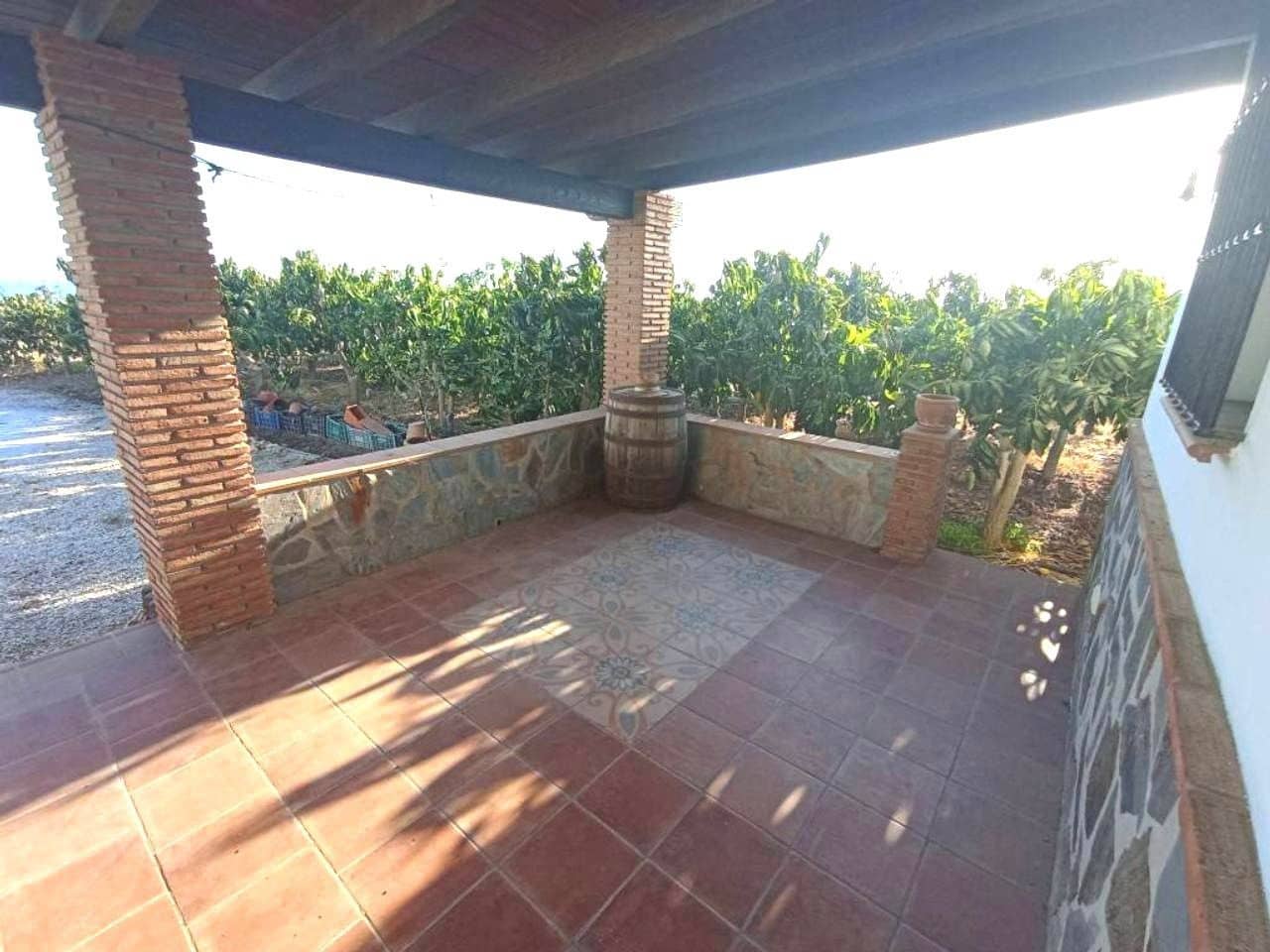 Villa for sale in Algarrobo with garage - € 339,000 (Ref: 10118710)