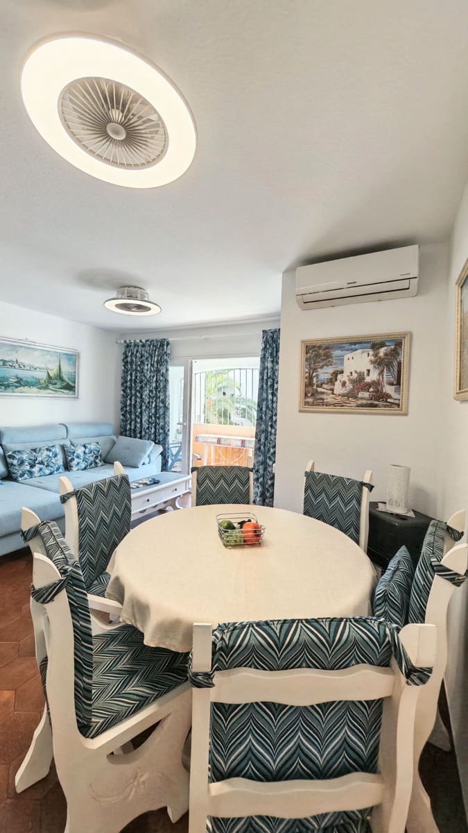2 Zimmer Apartment zu verkaufen in Torrox-Costa mit Pool - 280.000 € (Ref: 10123380)