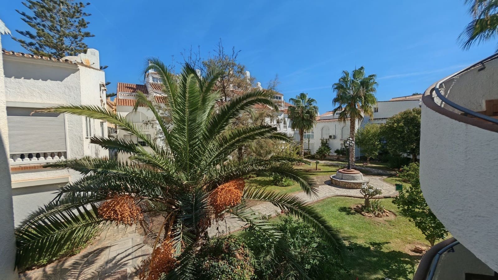 2 Zimmer Apartment zu verkaufen in Torrox-Costa mit Pool - 280.000 € (Ref: 10123380)
