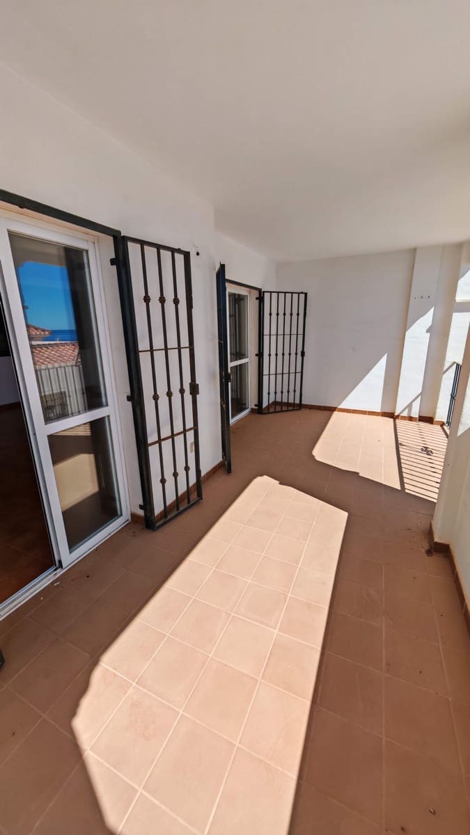 Casa de 4 habitaciones en Torrox-Costa en venta con piscina garaje - 500.000 € (Ref: 10168125)