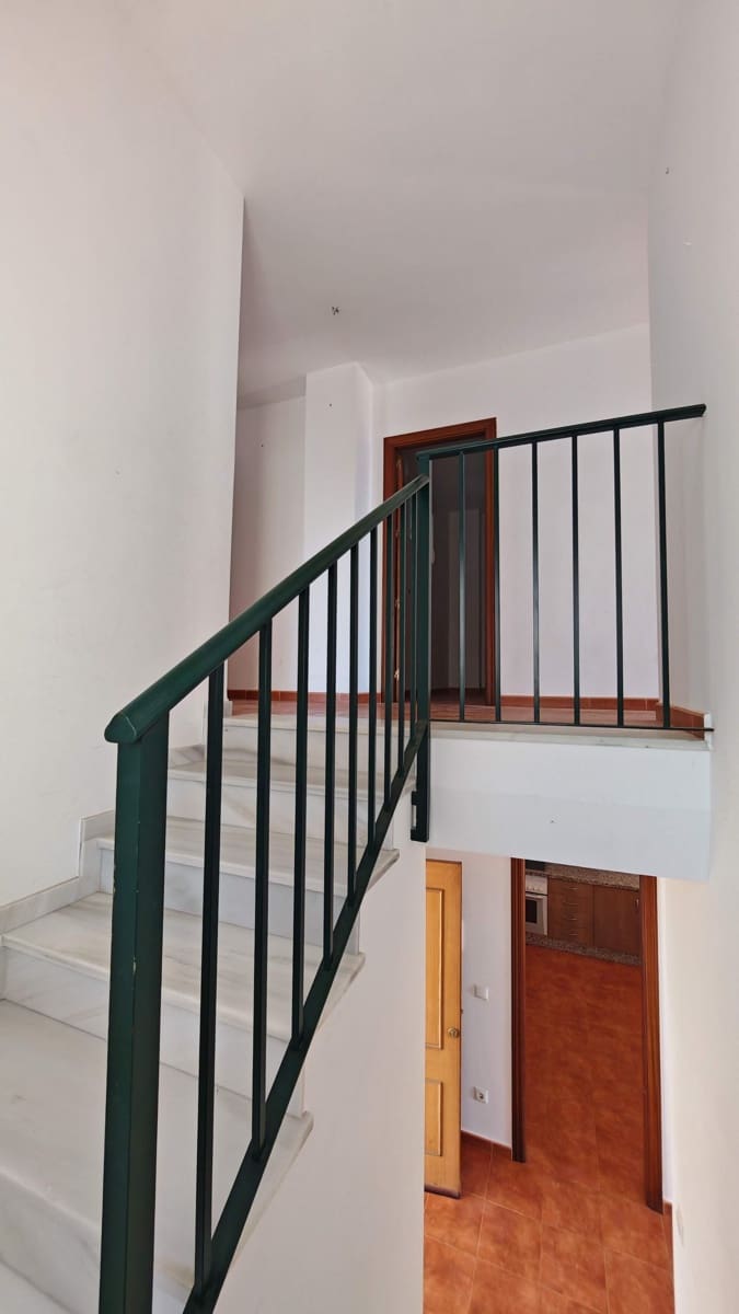 Casa de 4 habitaciones en Torrox-Costa en venta con piscina garaje - 500.000 € (Ref: 10168125)