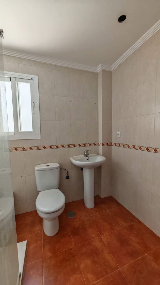 Casa de 4 habitaciones en Torrox-Costa en venta con piscina garaje - 500.000 € (Ref: 10168125)