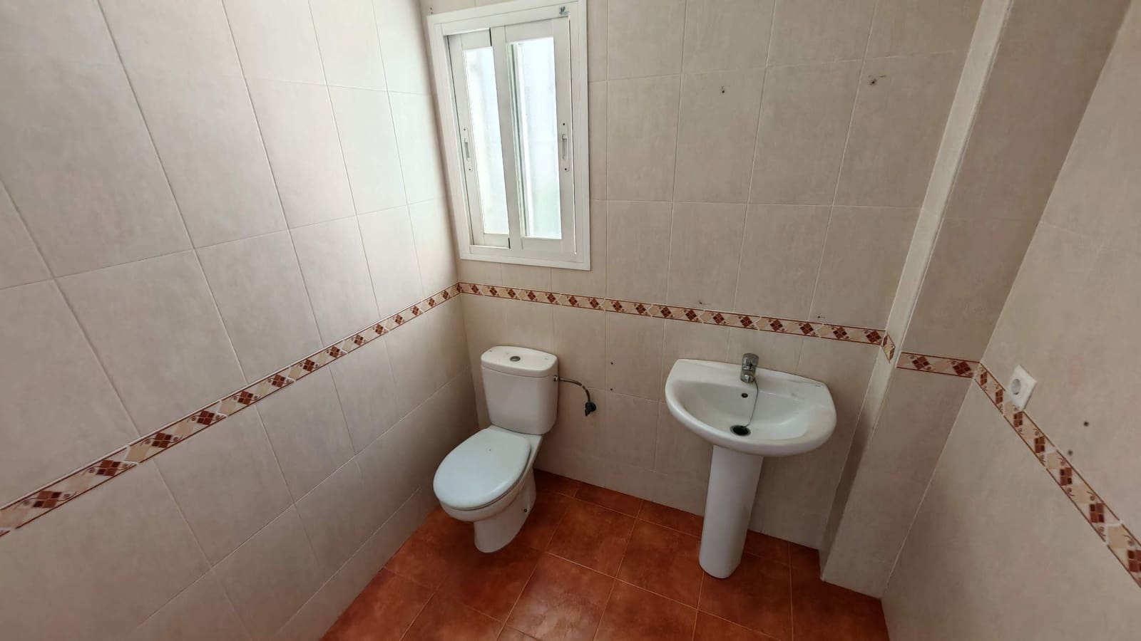 Casa de 4 habitaciones en Torrox-Costa en venta con piscina garaje - 500.000 € (Ref: 10168125)