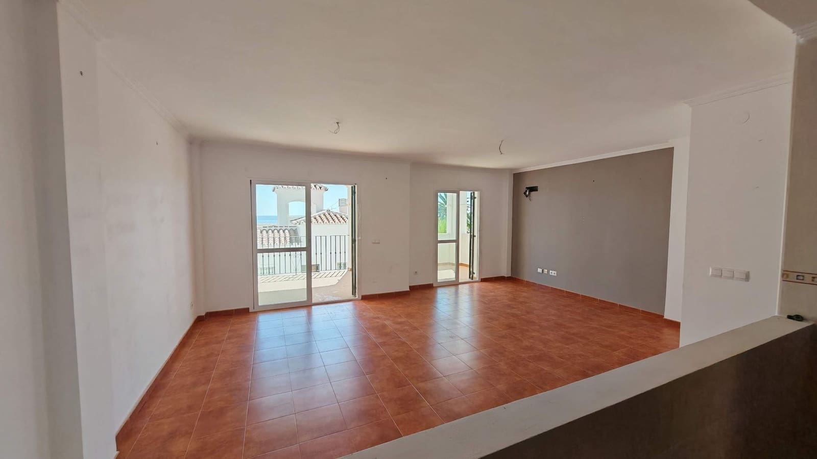 Casa de 4 habitaciones en Torrox-Costa en venta con piscina garaje - 500.000 € (Ref: 10168125)
