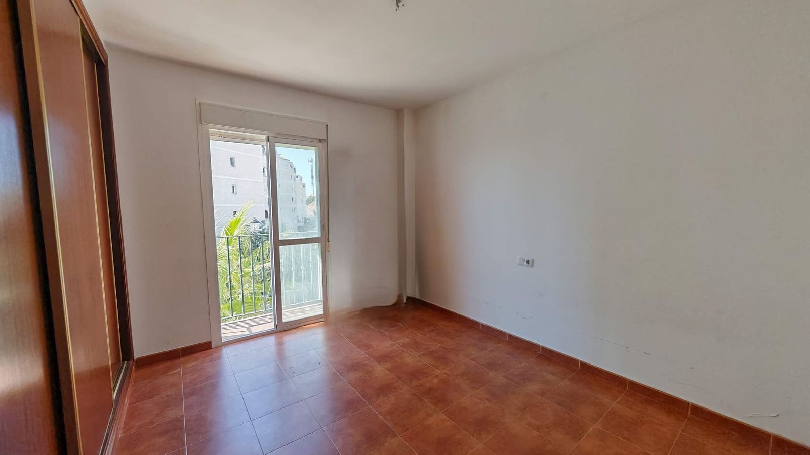 Casa de 4 habitaciones en Torrox-Costa en venta con piscina garaje - 500.000 € (Ref: 10168125)