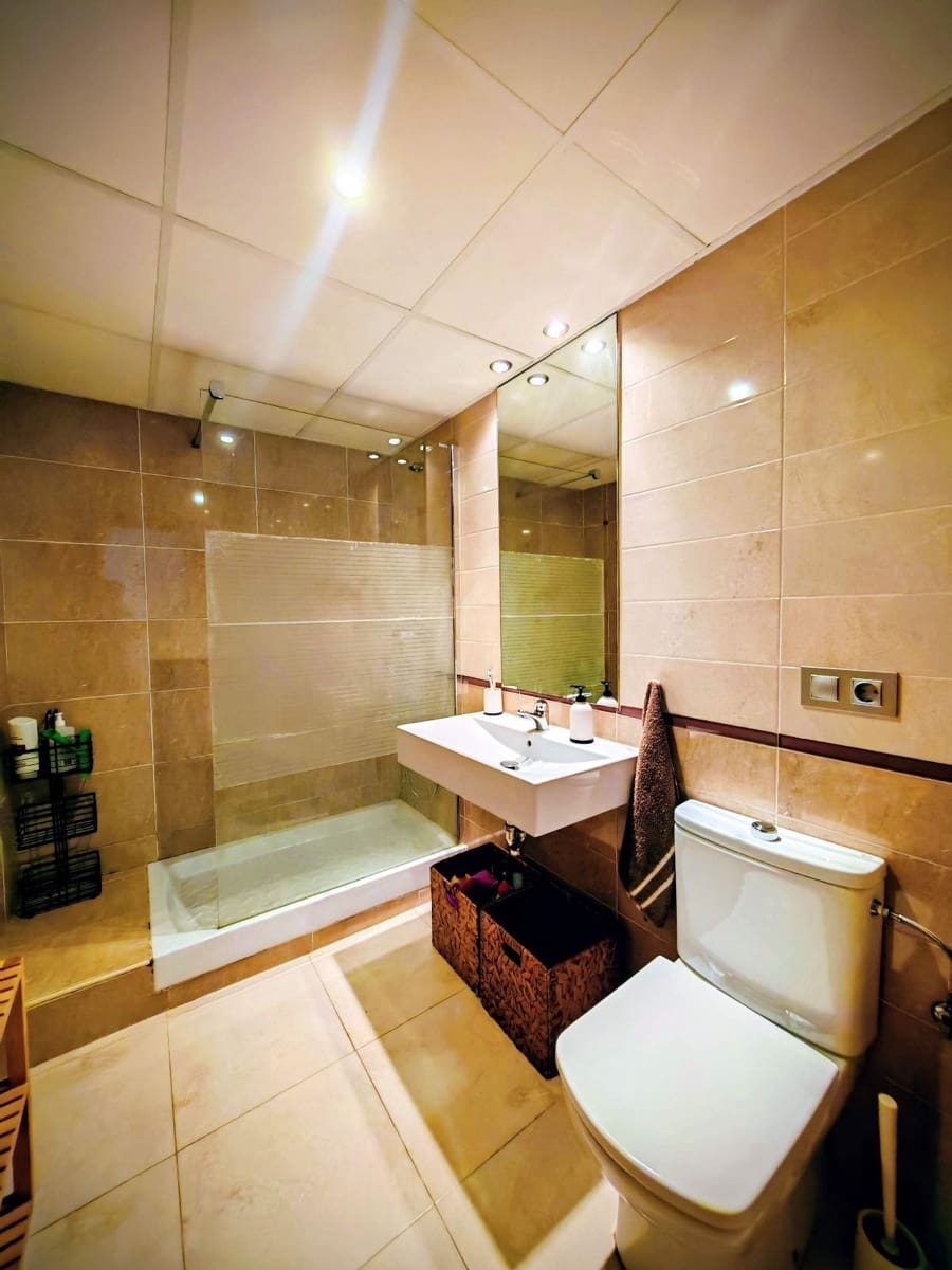 2 bedroom Apartment for rent in Torrox-Costa with garage - € 850 (Ref: 5501529)