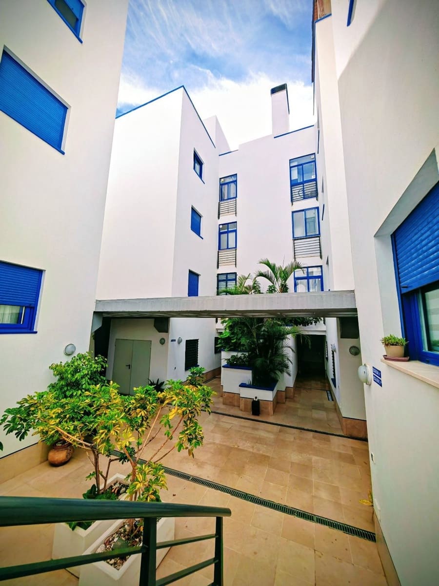 2 bedroom Apartment for rent in Torrox-Costa with garage - € 850 (Ref: 5501529)