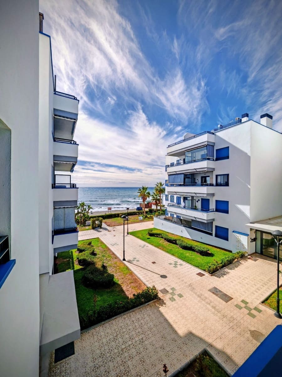 2 bedroom Apartment for rent in Torrox-Costa with garage - € 850 (Ref: 5501529)