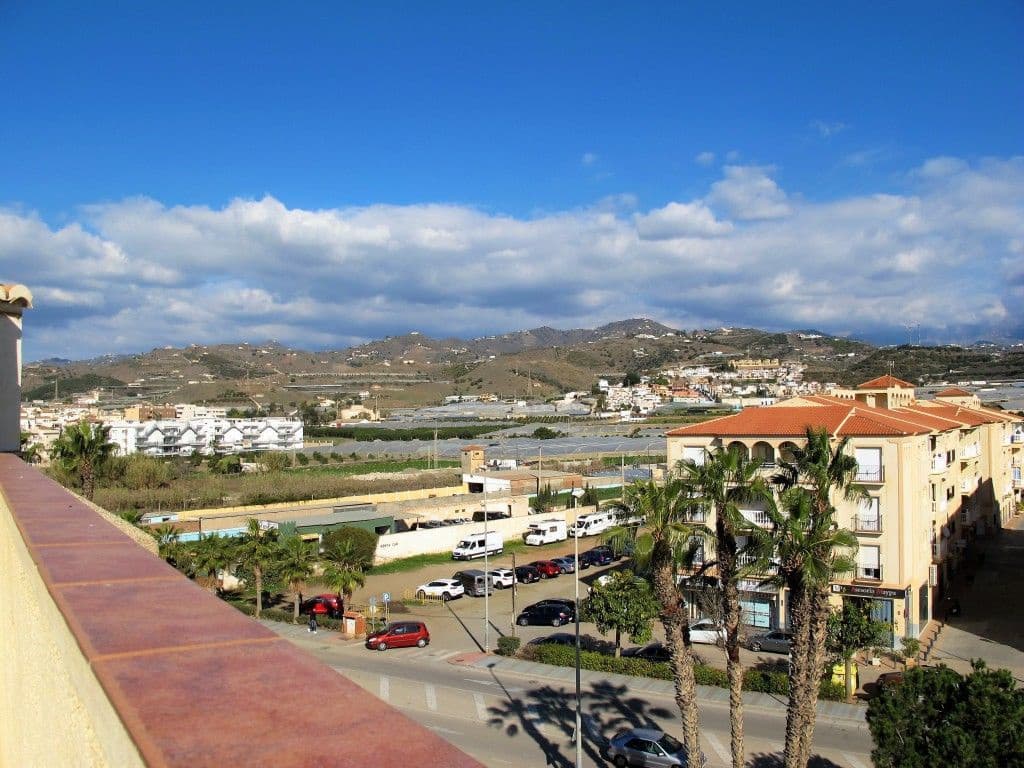 2 soverom Penthouse til salgs i Torrox-Costa med svømmebasseng - € 435 000 (Ref: 6266839)