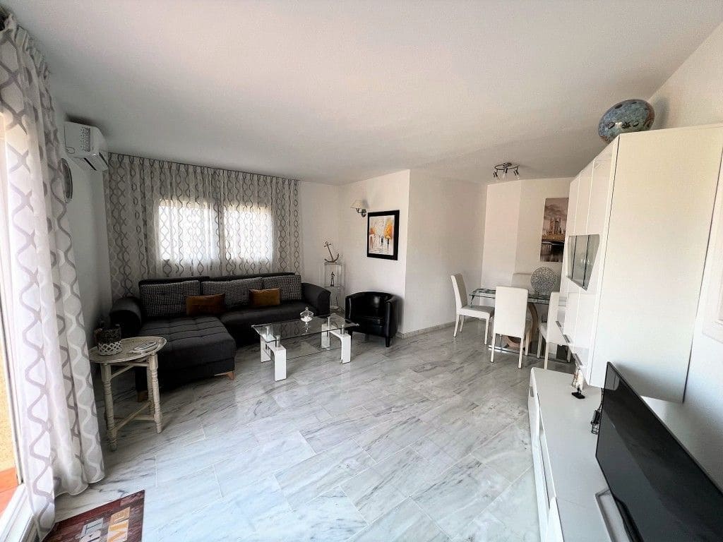 2 soverom Penthouse til salgs i Torrox-Costa med svømmebasseng - € 435 000 (Ref: 6266839)