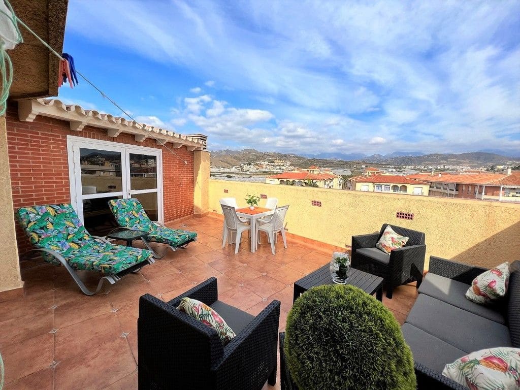 2 soverom Penthouse til salgs i Torrox-Costa med svømmebasseng - € 435 000 (Ref: 6266839)