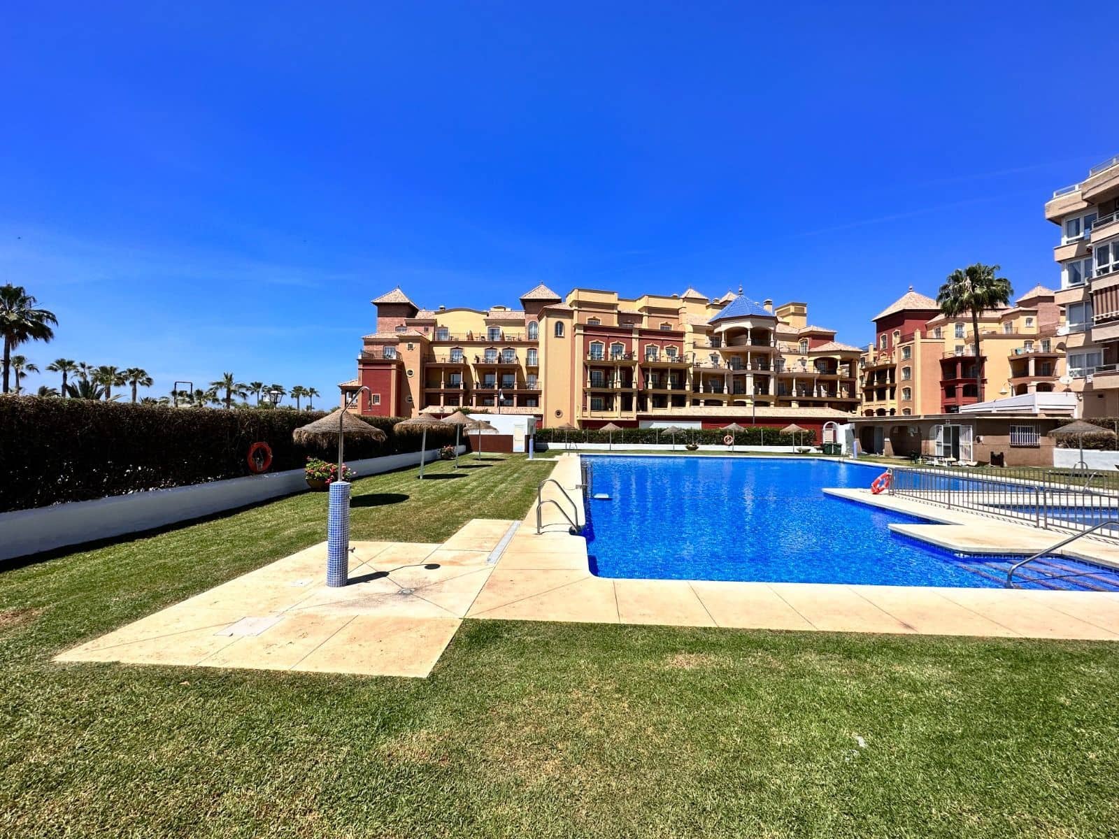 2 soverom Penthouse til salgs i Torrox-Costa med svømmebasseng - € 435 000 (Ref: 6266839)