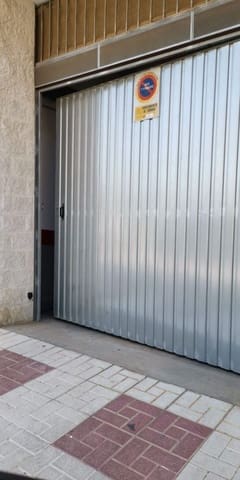 Garage for rent in Urbanización Santa Rosa, Torrox - € 180 (Ref: 7035869)