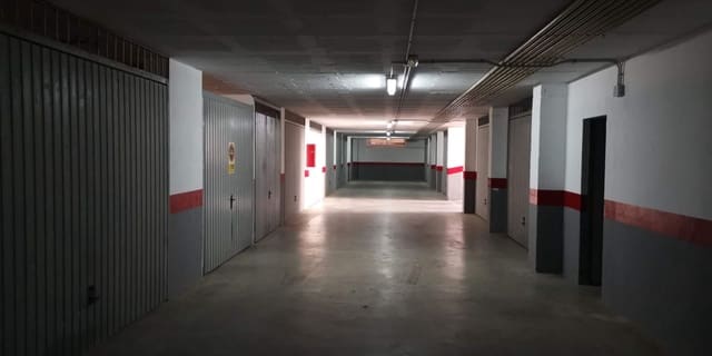Garage for rent in Urbanización Santa Rosa, Torrox - € 180 (Ref: 7035869)