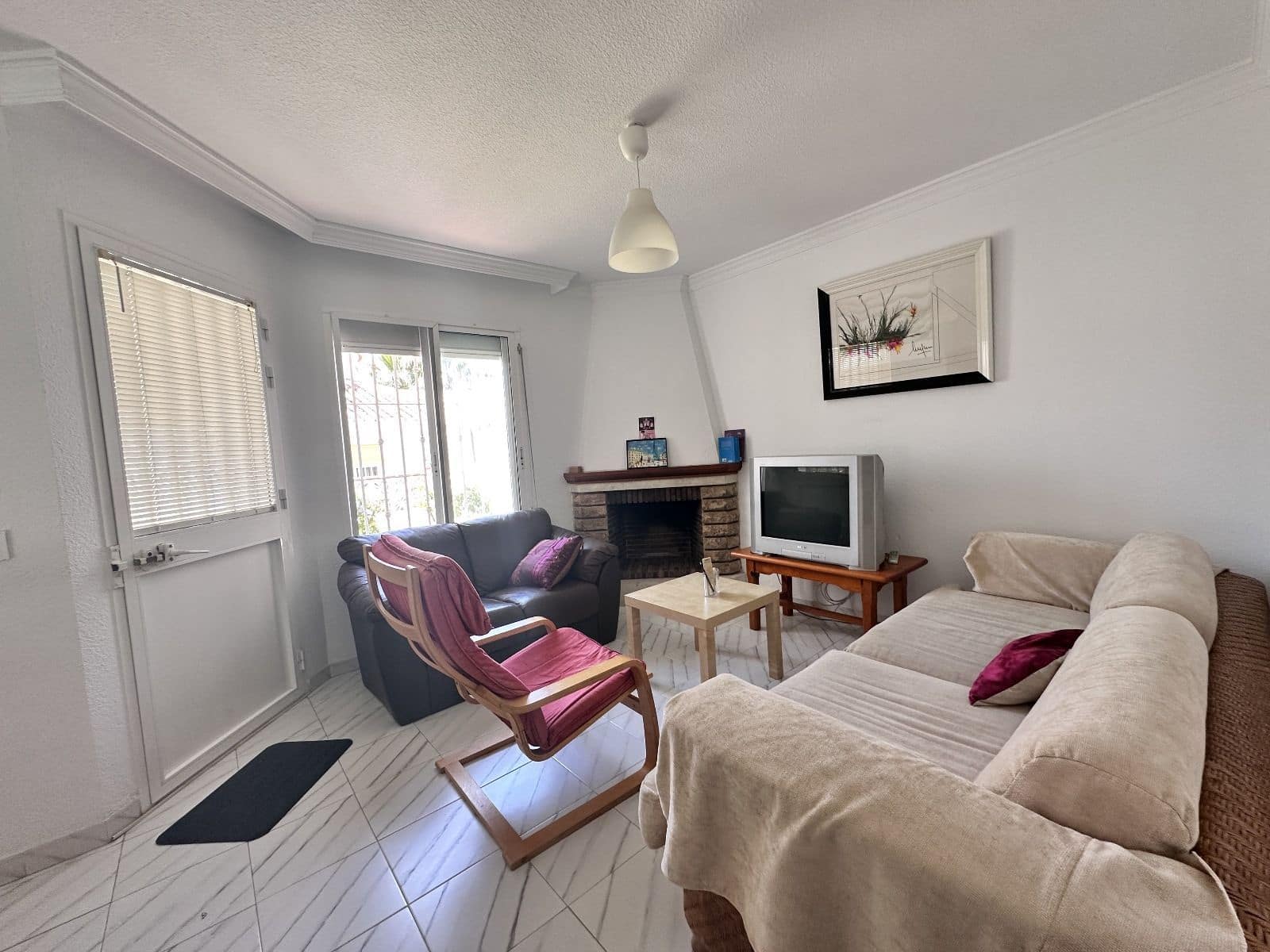 3 sypialnia Dom blizniak na sprzedaż w Torrox Park z basenem garażem - 340 000 € (Ref: 7478818)