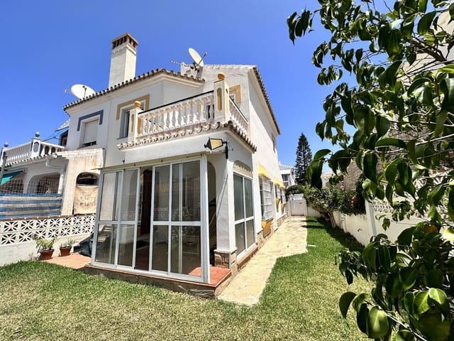 3 sovrum Semi-fristående Villa till salu i Torrox Park, Torrox med pool garage - 340 000 € (Ref: 7478818)