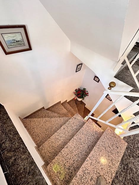 4 bedroom Townhouse for sale in Archez - € 80,000 (Ref: 7623325)