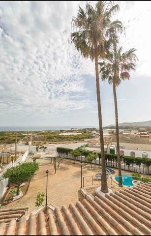 4 bedroom Villa for sale in Nerja with pool garage - € 680,000 (Ref: 7647143)