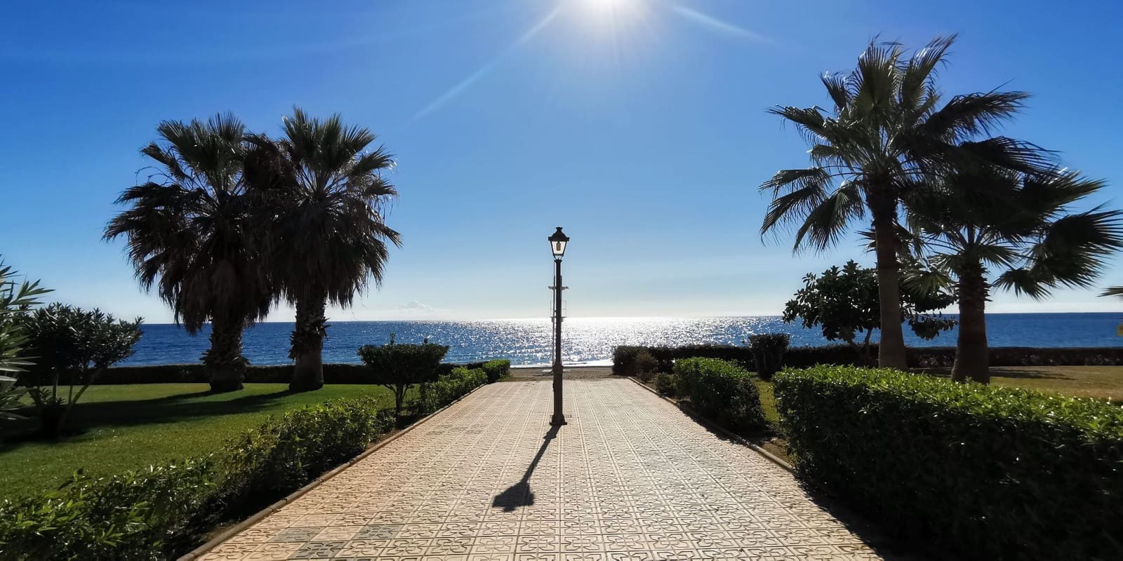 2 slaapkamer Penthouse voor vakantieverhuur in Torrox-Costa met garage - € 750 (Ref: 7647144)