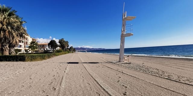 2 bedroom Penthouse for holiday rental in Torrox-Costa, Torrox with garage - € 750 (Ref: 7647144)