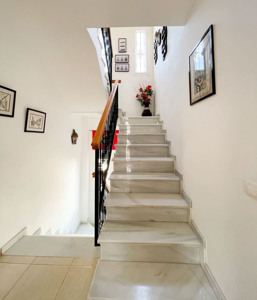 3 sypialnia Willa na sprzedaż w Torrox-Costa z basenem - 450 000 € (Ref: 7688759)