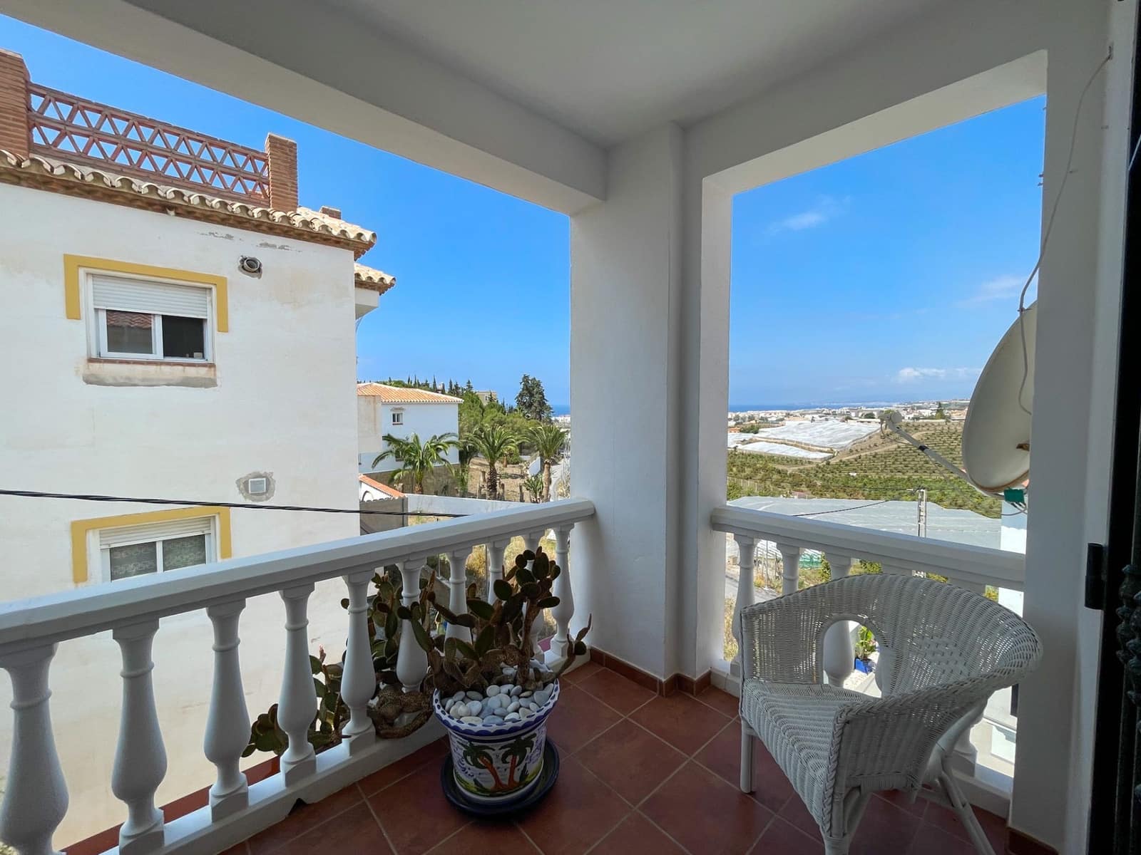 3 sypialnia Willa na sprzedaż w Torrox-Costa z basenem - 450 000 € (Ref: 7688759)