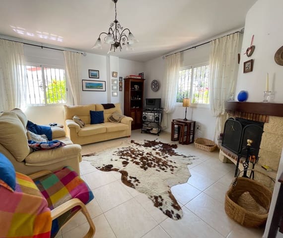 3 sypialnia Willa na sprzedaż w Torrox-Costa, Torrox z basenem - 450 000 € (Ref: 7688759)