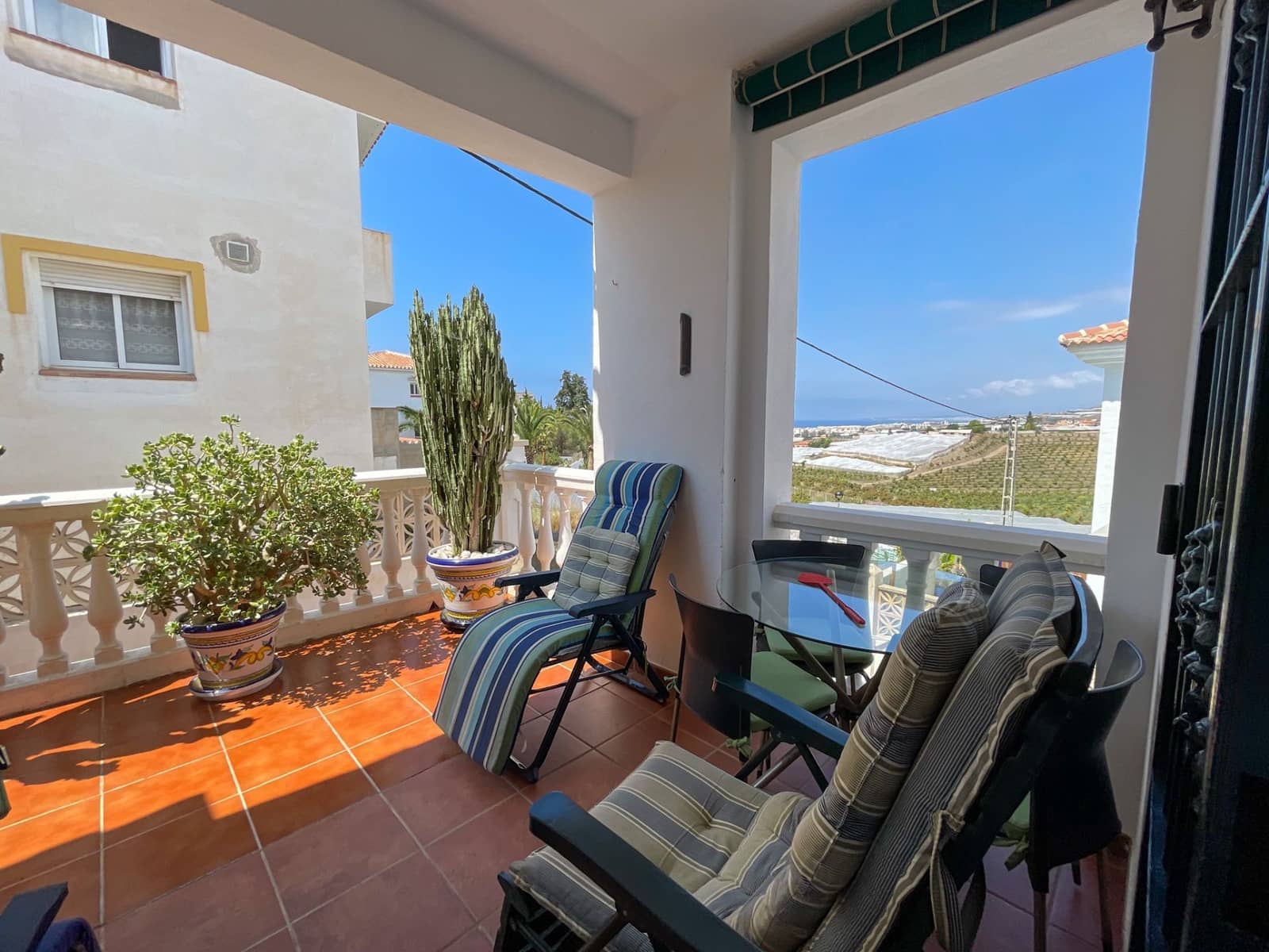 3 sypialnia Willa na sprzedaż w Torrox-Costa z basenem - 450 000 € (Ref: 7688759)