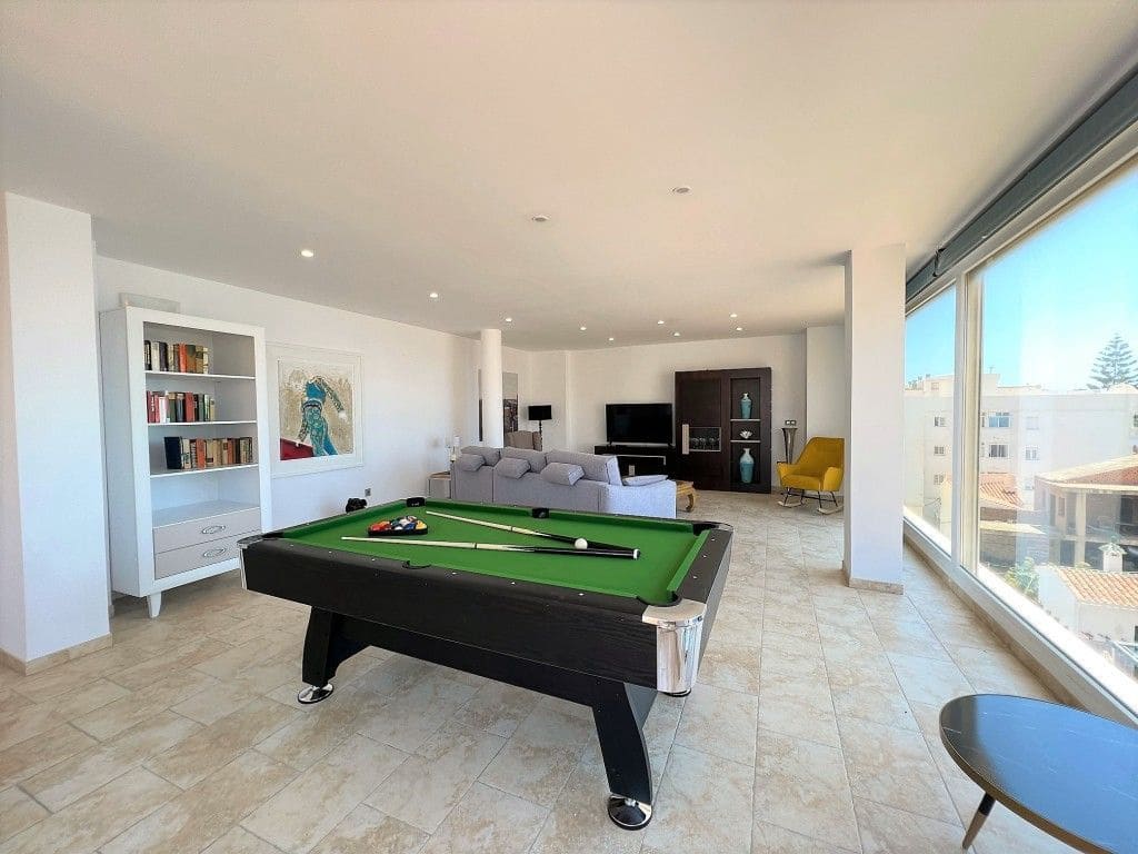 3 soverom Penthouse til salgs i Torrox-Costa med garasje - € 595 000 (Ref: 8067351)