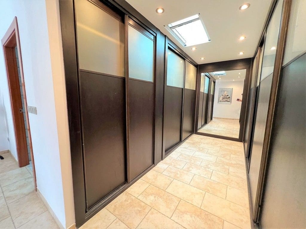 3 soverom Penthouse til salgs i Torrox-Costa med garasje - € 595 000 (Ref: 8067351)