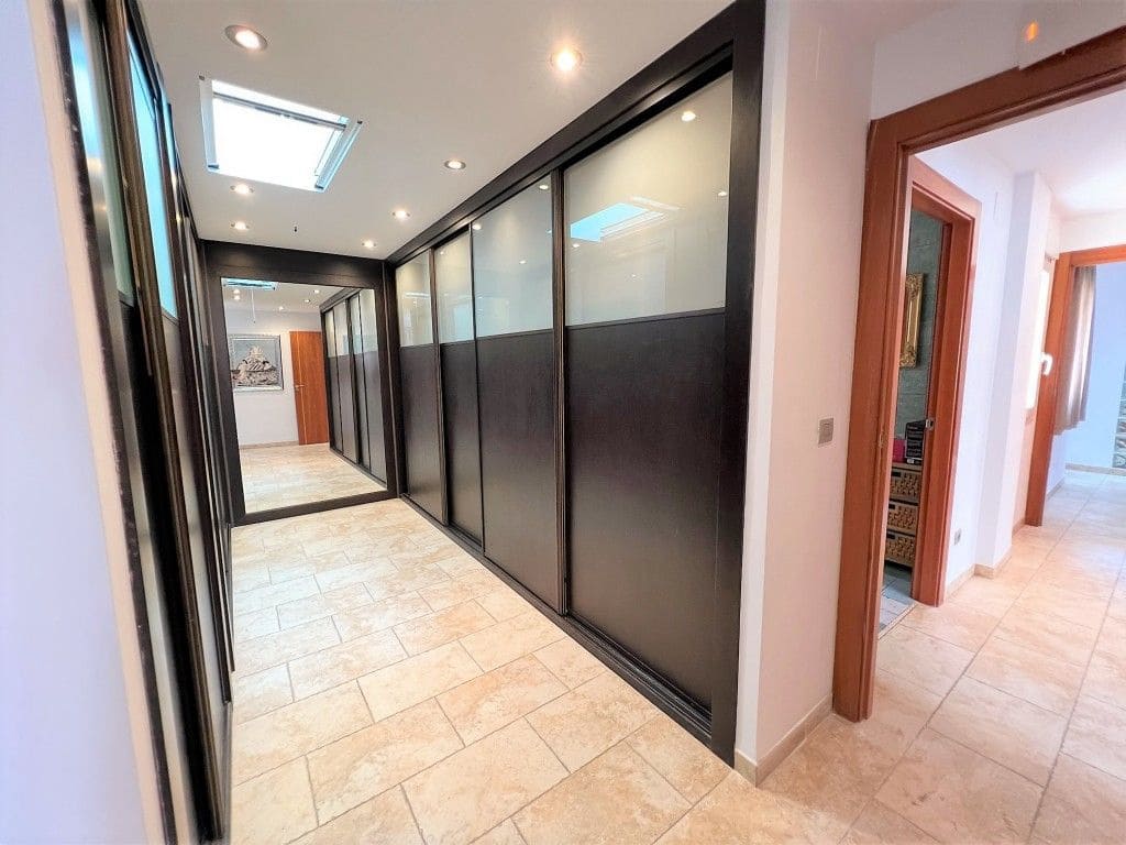 3 soverom Penthouse til salgs i Torrox-Costa med garasje - € 595 000 (Ref: 8067351)