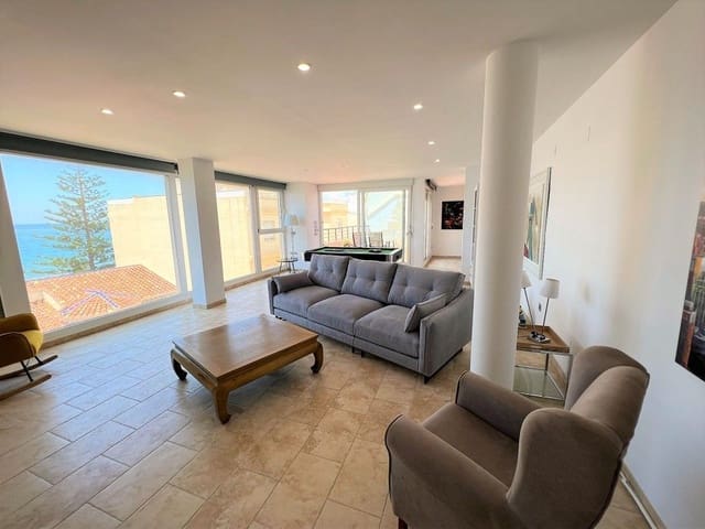 3 bedroom Penthouse for sale in Torrox-Costa, Torrox with garage - € 595,000 (Ref: 8067351)