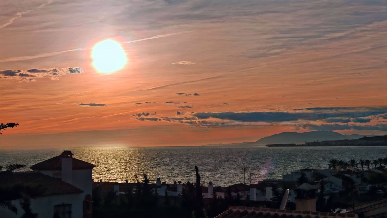 3 soveværelse Semi-Rækkehus til salg i Mezquitilla med swimmingpool garage - € 430.000 (Ref: 8077227)