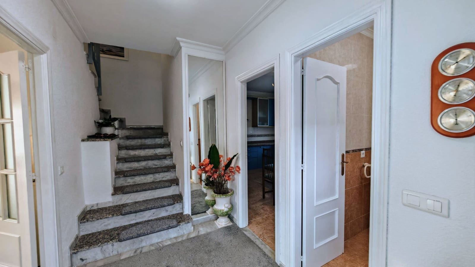 3 soveværelse Semi-Rækkehus til salg i Mezquitilla med swimmingpool garage - € 430.000 (Ref: 8077227)