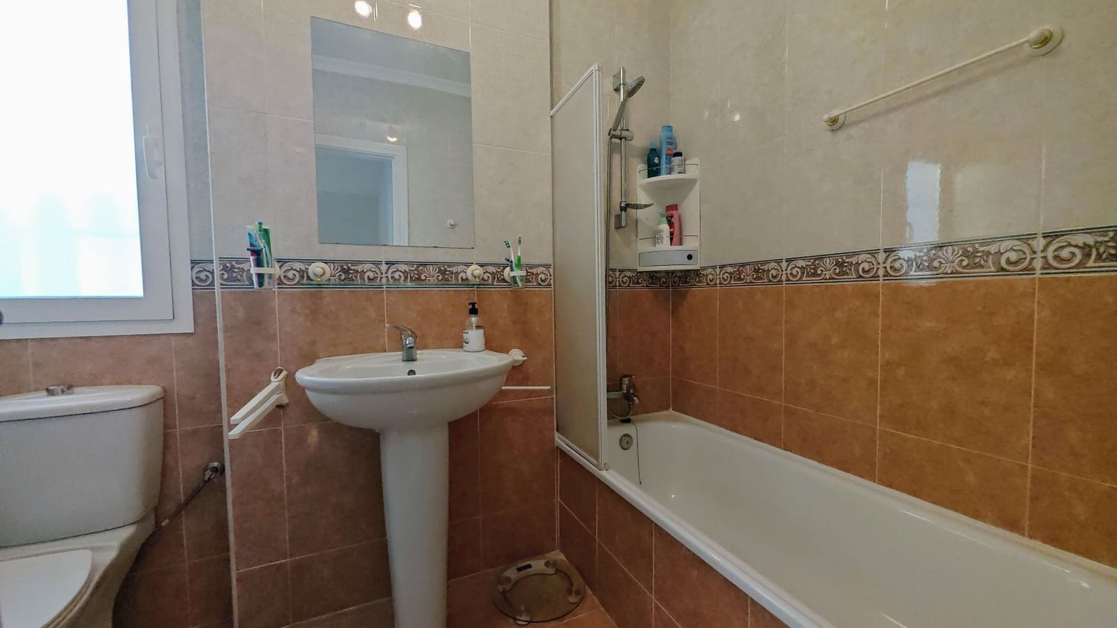 3 soveværelse Semi-Rækkehus til salg i Mezquitilla med swimmingpool garage - € 430.000 (Ref: 8077227)