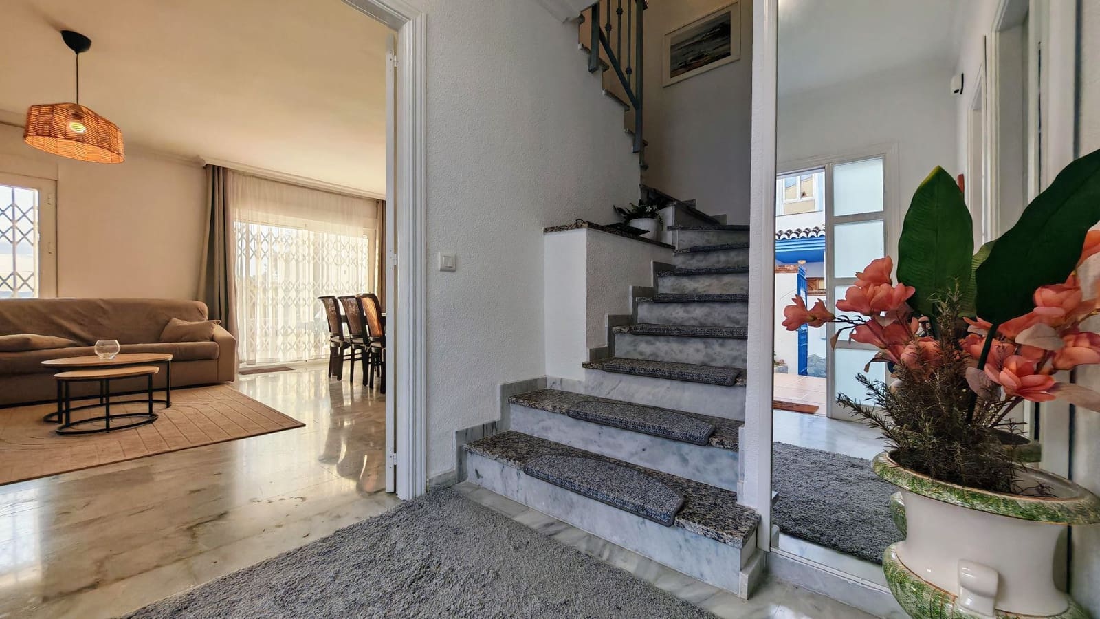 3 soveværelse Semi-Rækkehus til salg i Mezquitilla med swimmingpool garage - € 430.000 (Ref: 8077227)