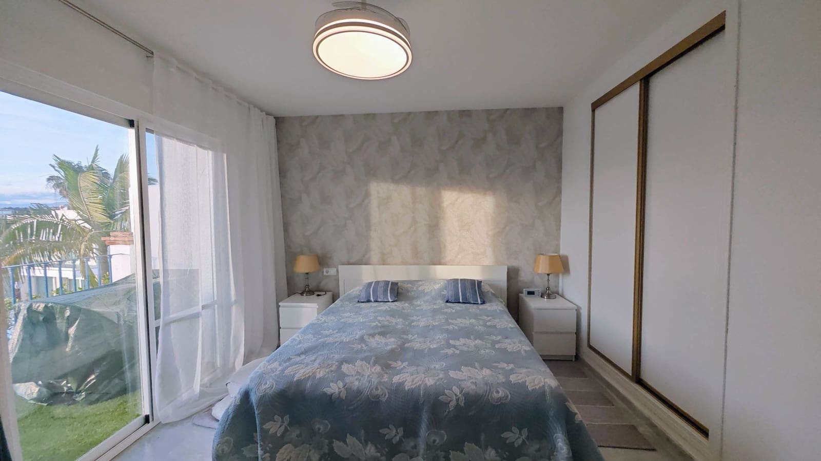 3 soveværelse Semi-Rækkehus til salg i Mezquitilla med swimmingpool garage - € 430.000 (Ref: 8077227)